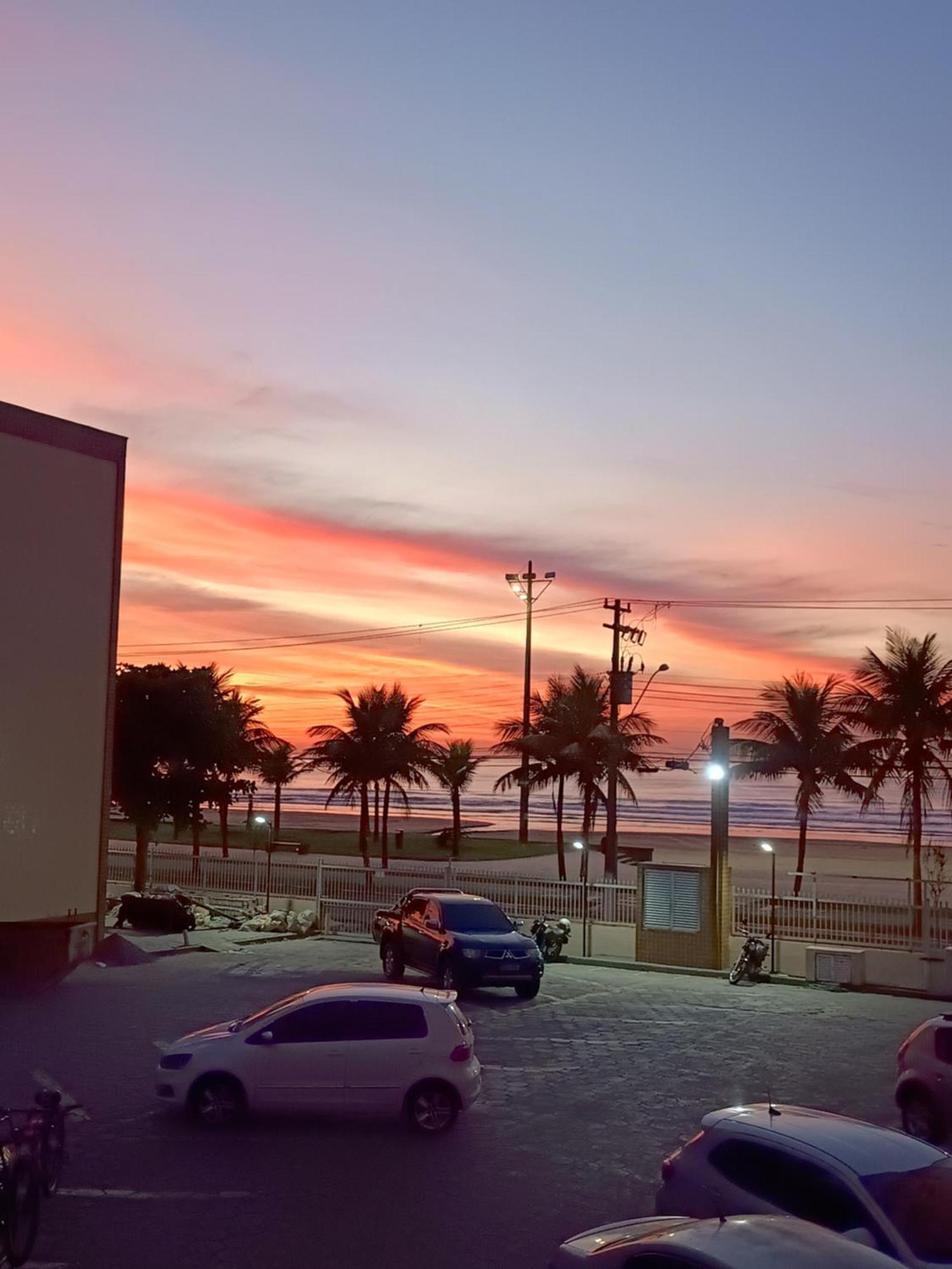 Kitnet Frente Pro Mar Em Vila Caicara, Portaria 24 Hs E Wifi Praia Grande  Esterno foto